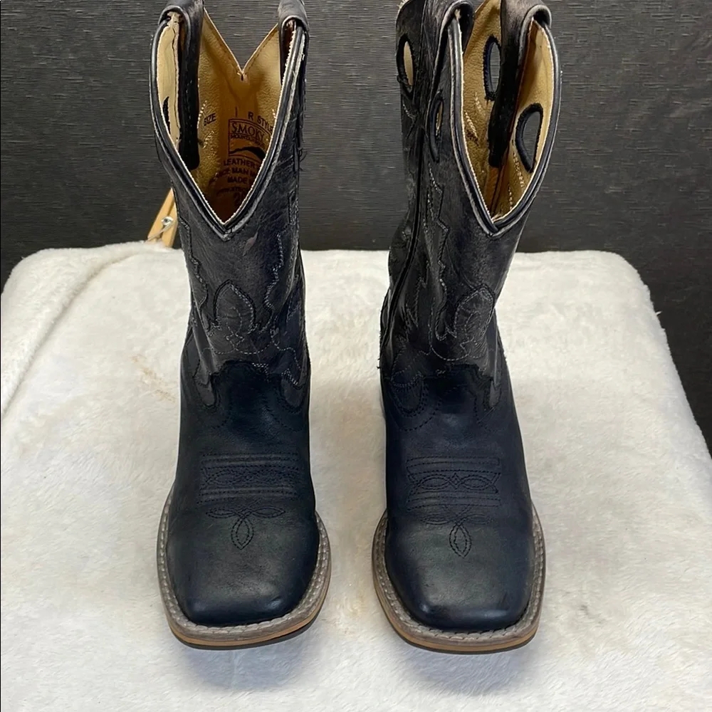 Black Western Boots with Square Toe‎ and Sturdy Soles